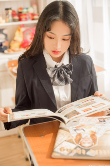 少爷托着娇乳撞击娇吟